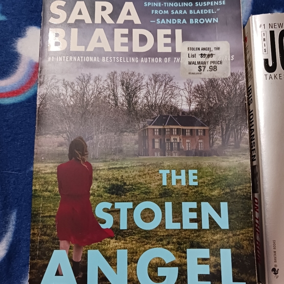 5 Paperback Books - Picture 6 of 12